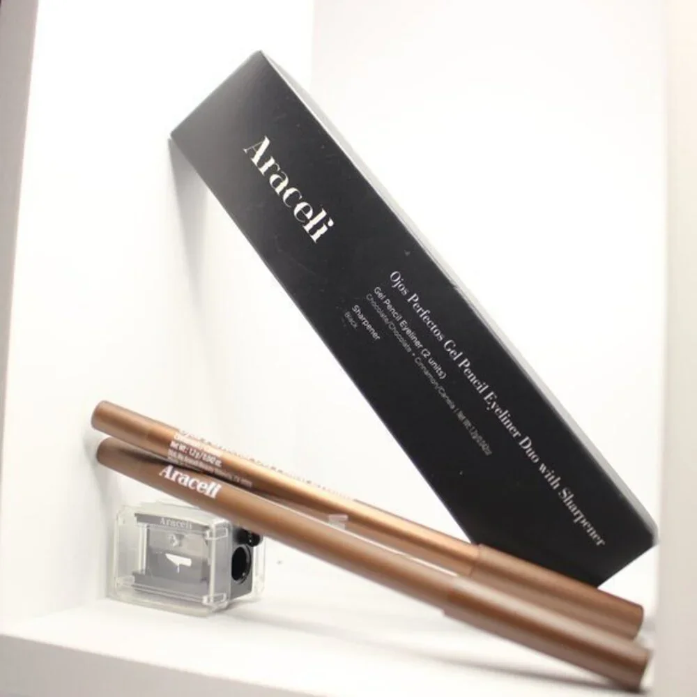 Araceli Gel Pencil Eyeliner Duo with pencil sharpener